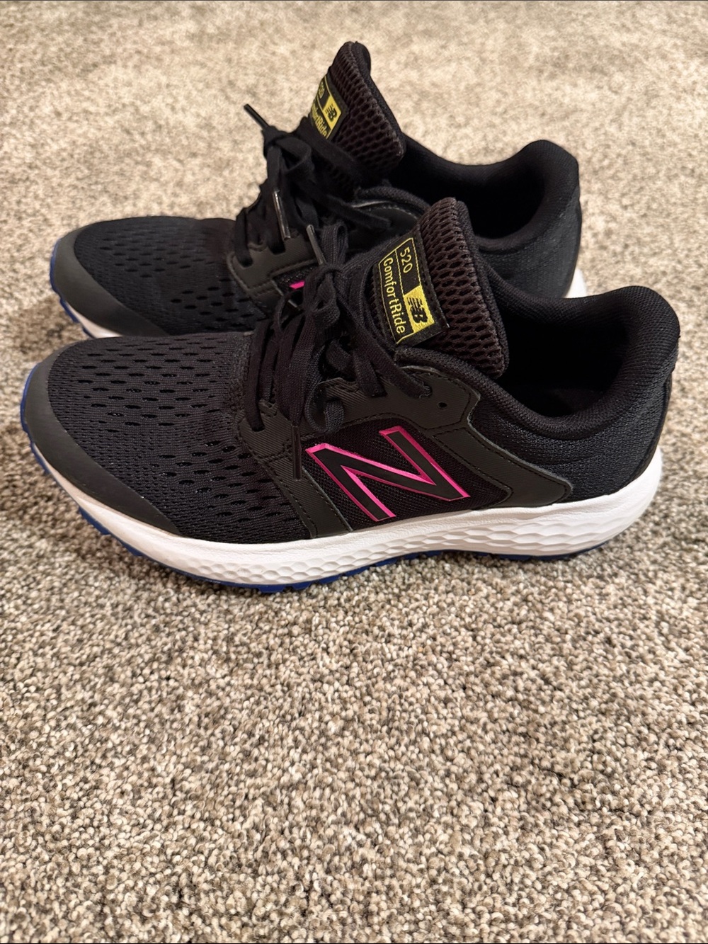 New Balance Women’s Black Sneakers with Pink Logo - Comfort ride